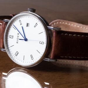 Analog Wrist Watch With Brown Strap